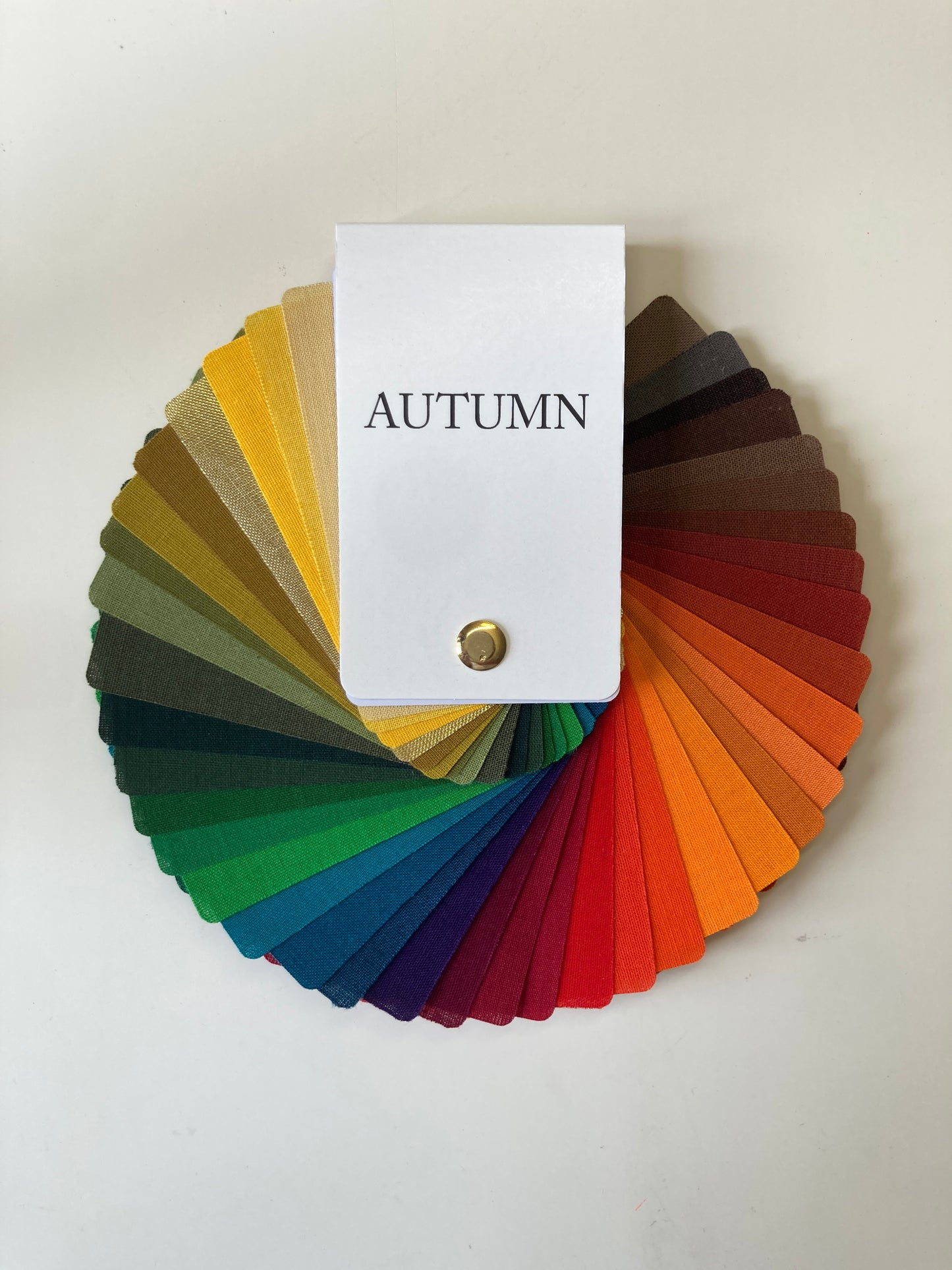 Autumn Colour Fan – Warm, Deep Palette (40 Shades)