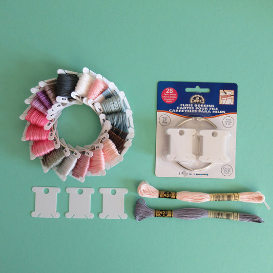 28 Garnkarten aus Plastik mit ein Ring - Stickzubehör
